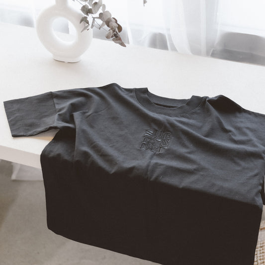 Surrender T-shirt - Black