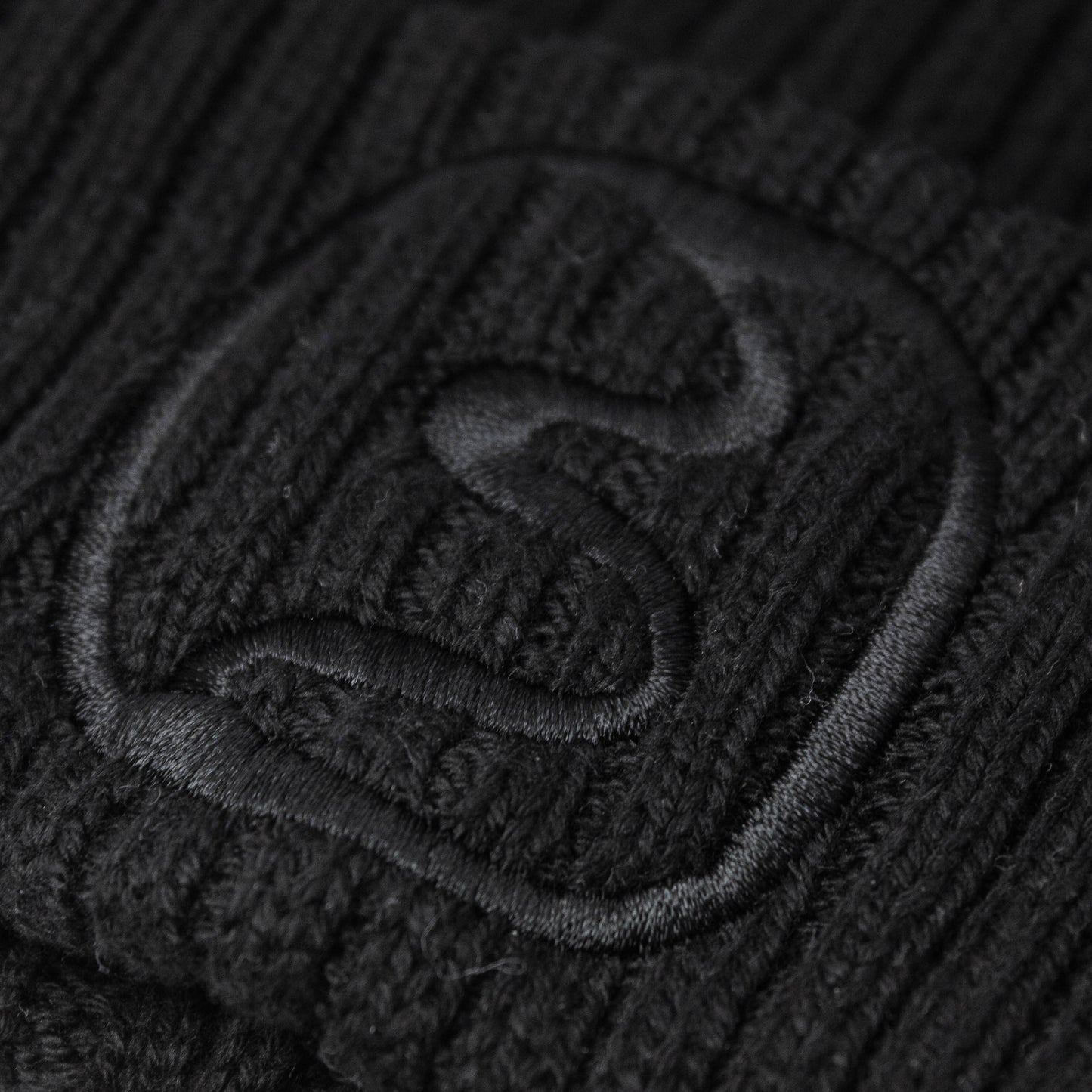 SASANA Beanie - Black